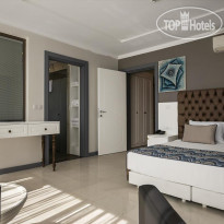 Blue Marlin Deluxe Spa & Resort Junior Suite 2