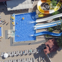 Бассейн с горками в Club Paradiso 5*