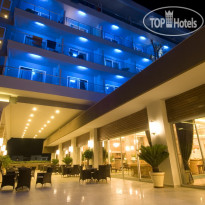 Adenya Hotel & Resort