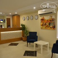 Apameia Hotel Лобби