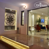 Apameia Hotel Вход в отель