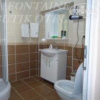 La Fontaine Butik Hotel 2 Guzelyali Ванная комната