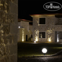 Elevres Stone House Hotel 