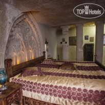 Elika Cave Suites 