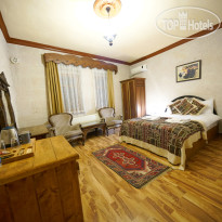 Arch Palace Hotel 