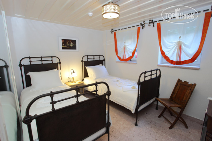Новые добавленные фото туристов Nisi Hotel