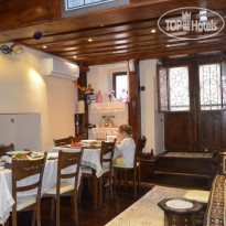 Papazin Konagi Hotel