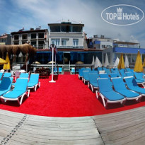 Tum Trio Hotel Пляж