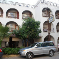 Yaka Hotel 2*