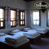 Efe Guest House 