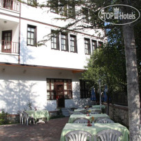 Uz Hotel 