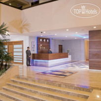 Mom Hotel 