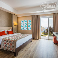 Aria Claros Beach & Spa Resort