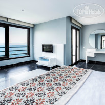 Aria Claros Beach & Spa Resort Villa with Private Pool
