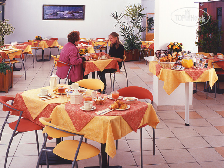 Новые добавленные фото туристов Citea Rennes 2*