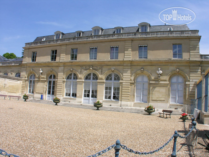 Фотографии отеля  Le Chateau Du Val APT