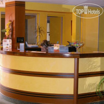 Airport Hotel 