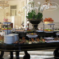 Tiara Chateau Hotel Mont Royal Chantilly Воскресный бранч в ресторане ф