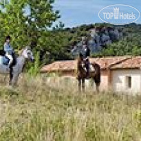 Le Rouret en Ardeche Верховая езда