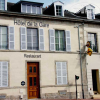 Hotel De La Gare 2*