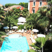 Arena Hotel Frejus Отель