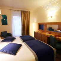 Westside Arc De Triomphe 