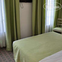 Azur Hotel 