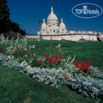 B&B HOTEL Paris Nord 18eme  Окрестности