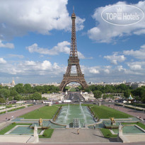 B&B HOTEL Paris Nord 18eme  Окрестности