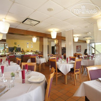 Inter-Hotel IKAR Blois Sud