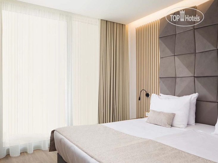 Aminess Khalani Beach Hotel