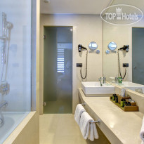 Rixos Premium Dubrovnik Superior room bathroom