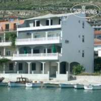 Apartments Duje 3*
