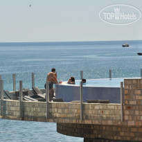 Avala Resort & Villas