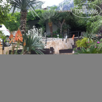 Villa Eden