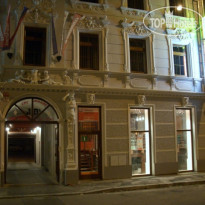 A3 Hotel