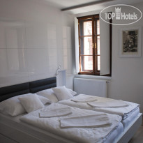 100 Hotel  