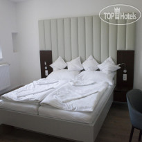 100 Hotel  