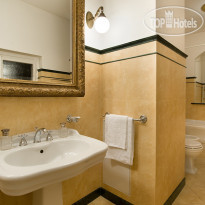 Bologna Residence Bathroom