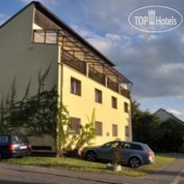 Wolf Hotel Отель