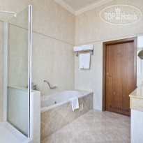 KING DAVID Prague Hotel Junior Suite Bath