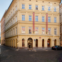 Charles Bridge Palace Building