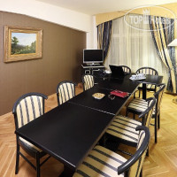 Elysee Apartments 4*