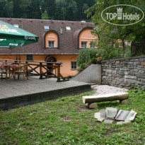 Albis Hotel & Pension  