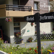 Artemis 