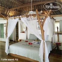 Turtle Island Resort 