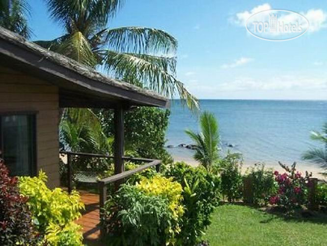 Фото Coconut Grove Beachfront Cottages