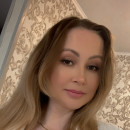 Лена Исхакова 
