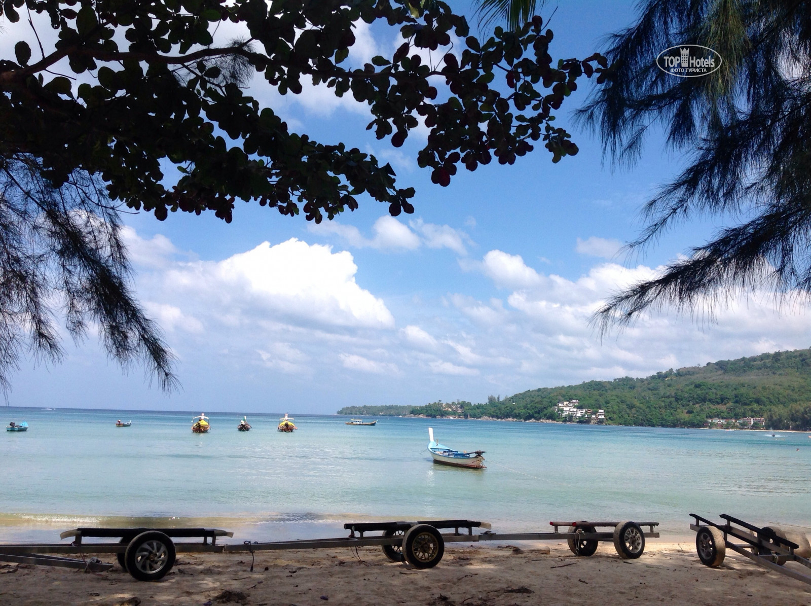 Kamala beach phuket. Пляж Камала Пхукет. Пляж Камала Патонг. Нирвана Пхукет Камала. Пляж Камала фото.