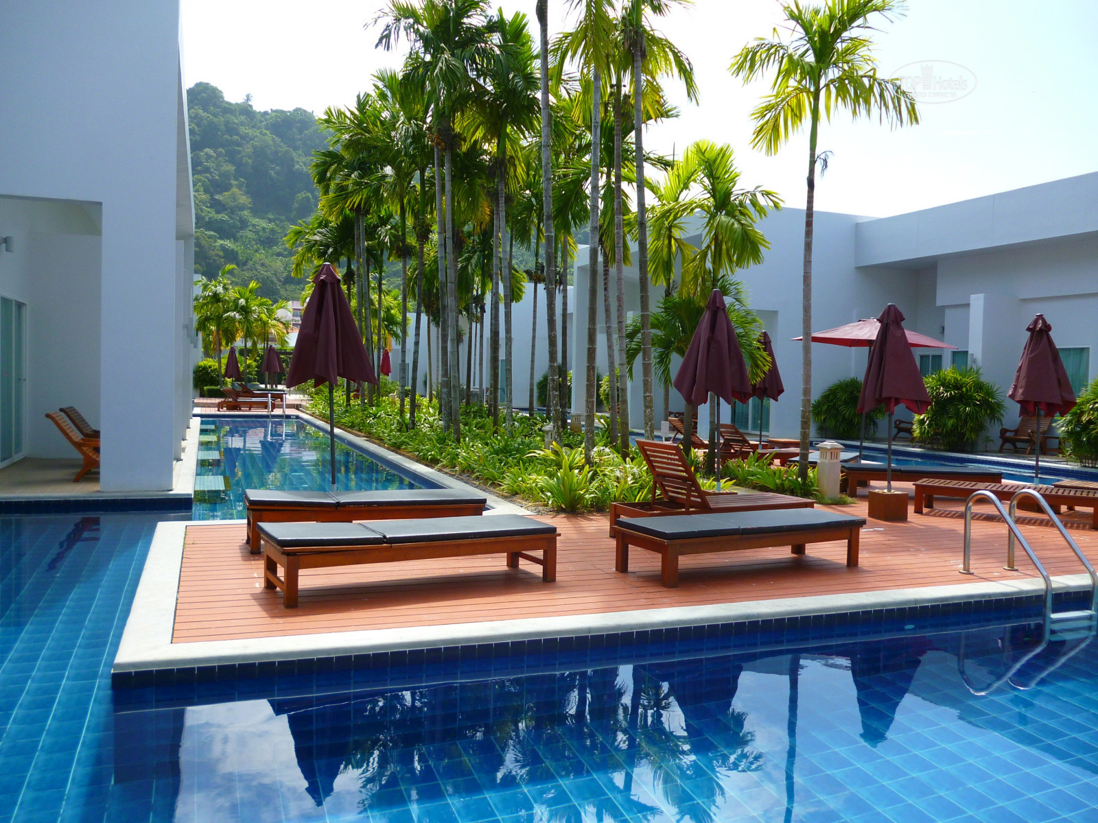 Patong beach condo. Namphung residence phuket. Kata villa пхукет. Blue pine villa pool access. Blue pine villa phuket.